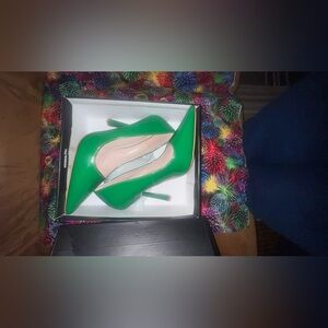 PrettyLittleThing Green Heels